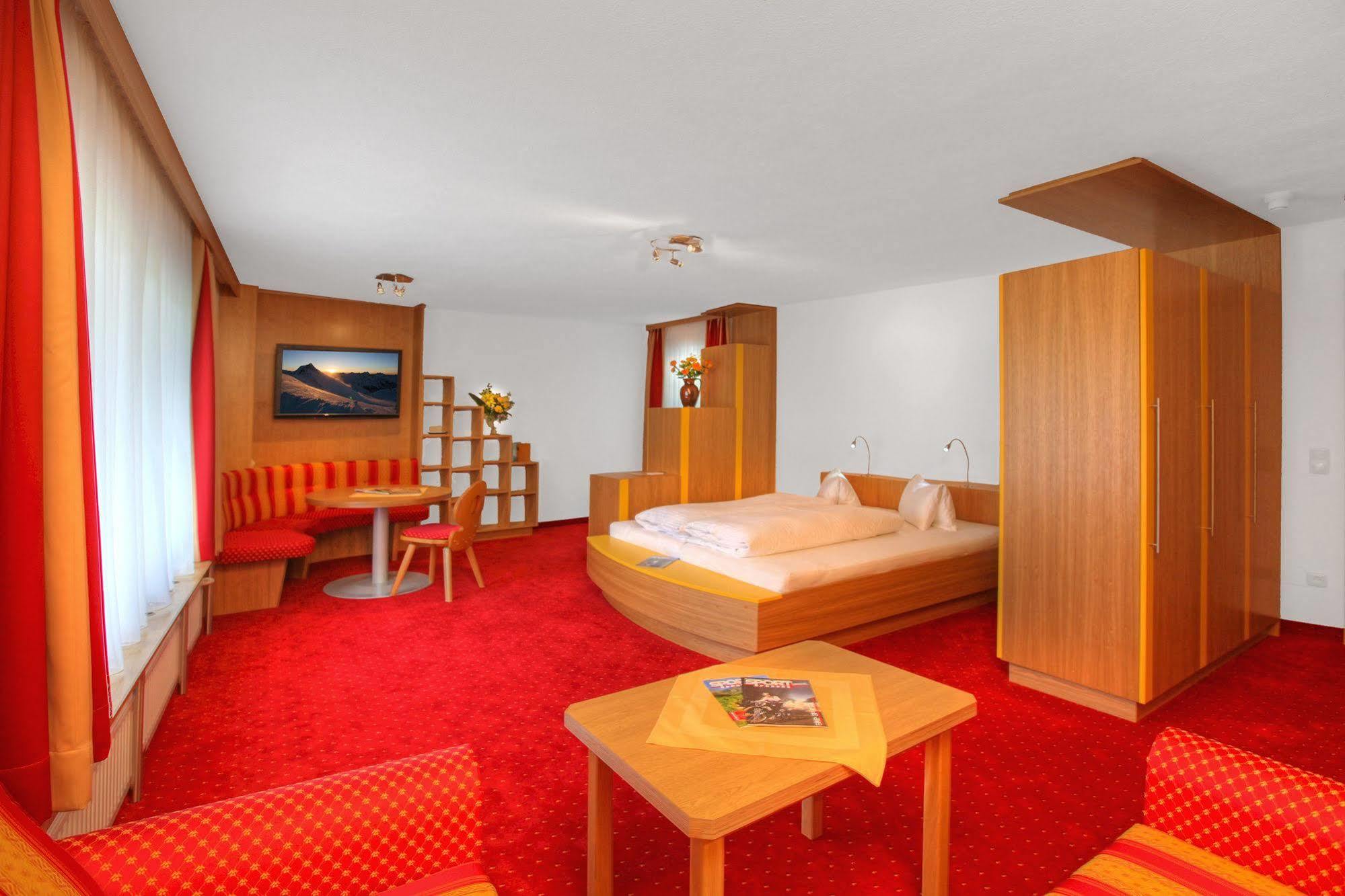 Hotel Similaun فنت المظهر الخارجي الصورة