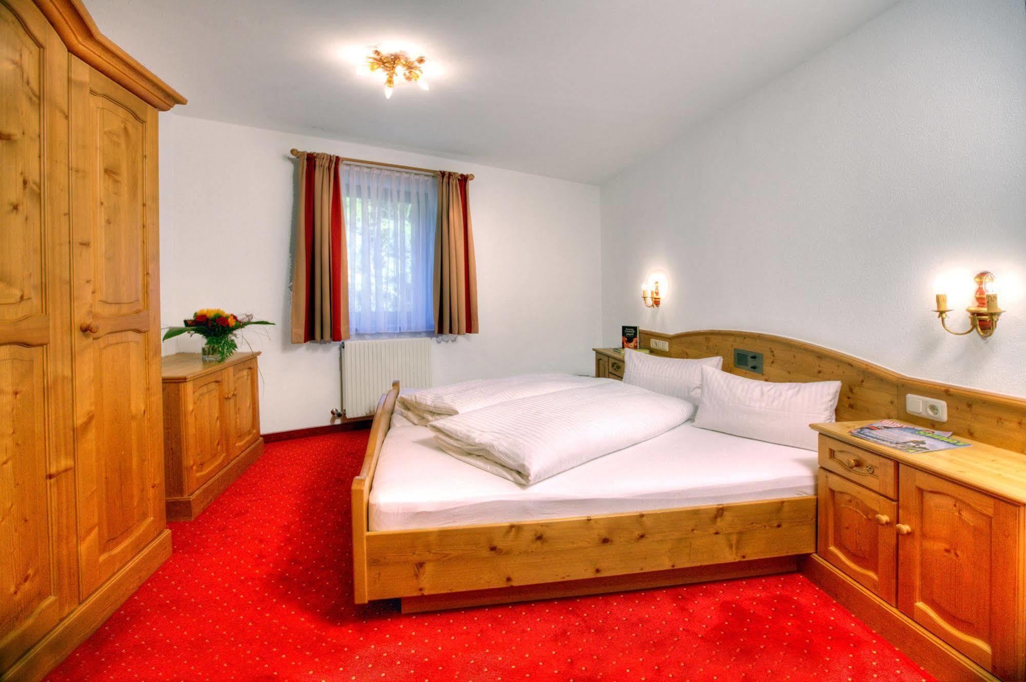 Hotel Similaun فنت المظهر الخارجي الصورة